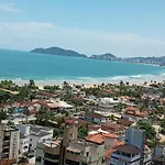 Apto Vista para o Mar Enseada - Guaruja 18o andar Cond Clube