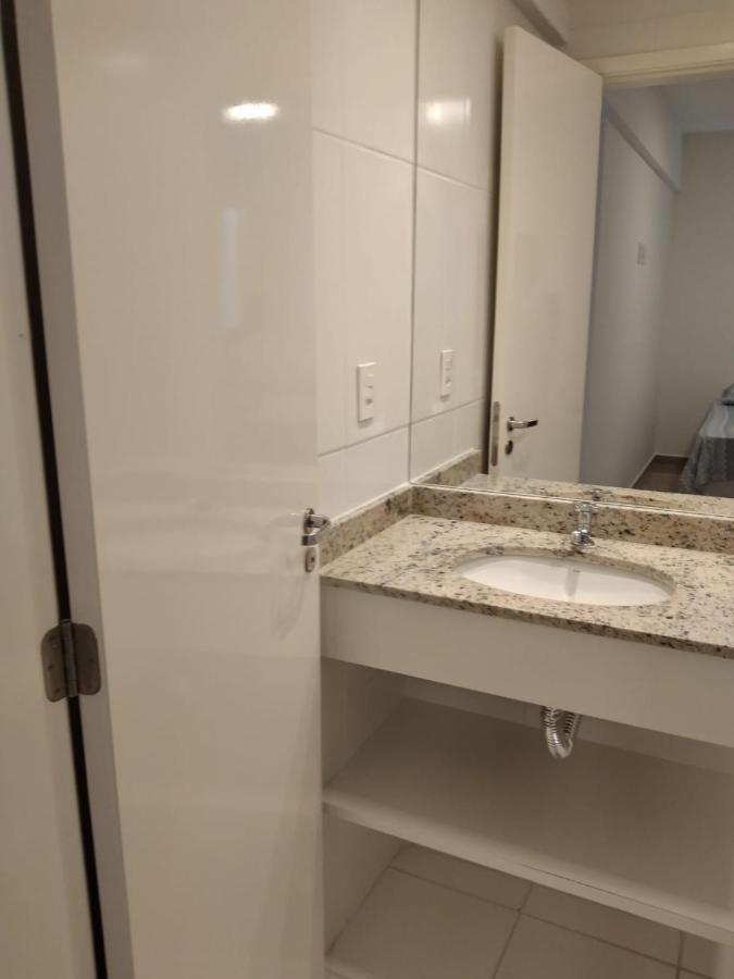 Apartamento Apto Vista O Mar Enseada - 18o Andar Cond Clube
