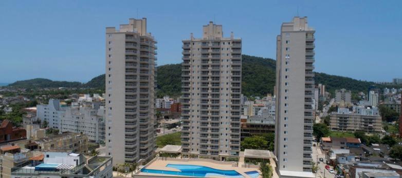 Apto Vista O Mar Enseada - 18o Andar Cond Clube Apartamento Guarujá
